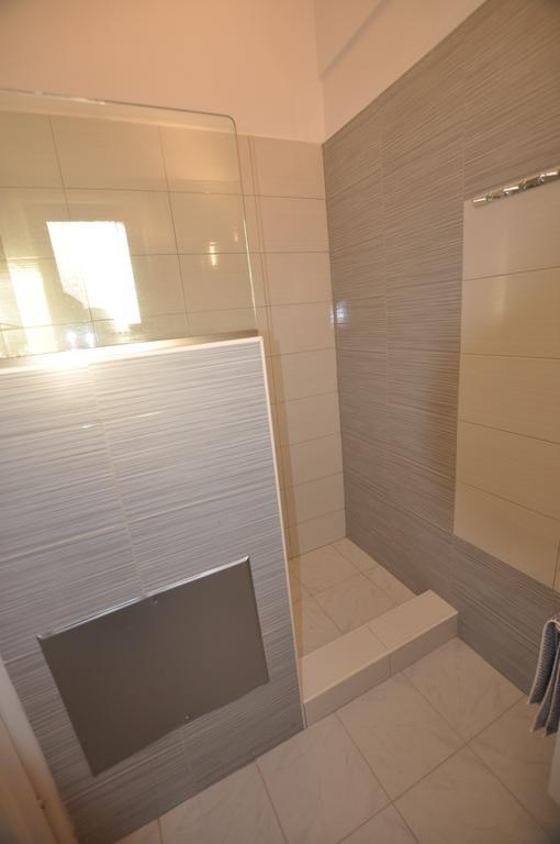 Ammos Apartment Roda  Bagian luar foto