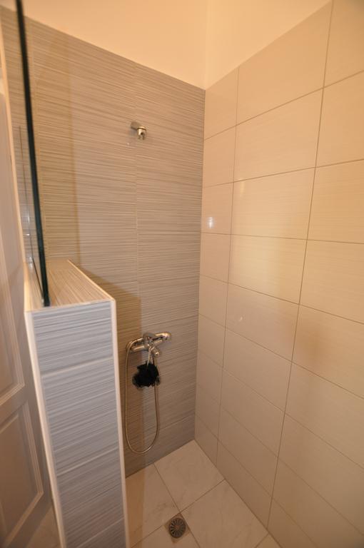 Ammos Apartment Roda  Bagian luar foto