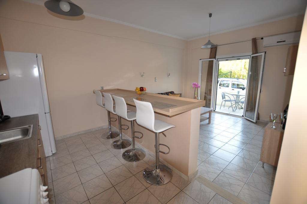 Ammos Apartment Roda  Bagian luar foto