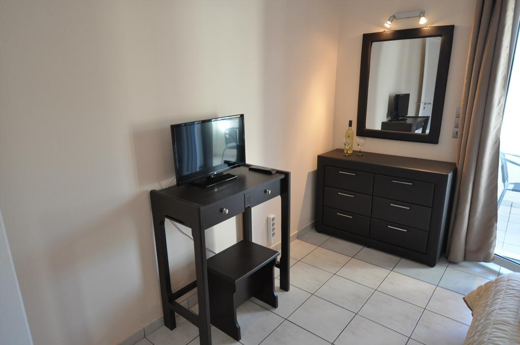 Ammos Apartment Roda  Bagian luar foto