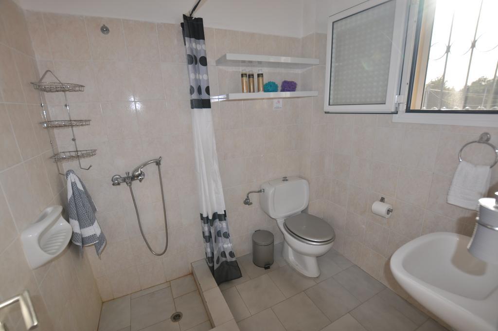 Ammos Apartment Roda  Bagian luar foto