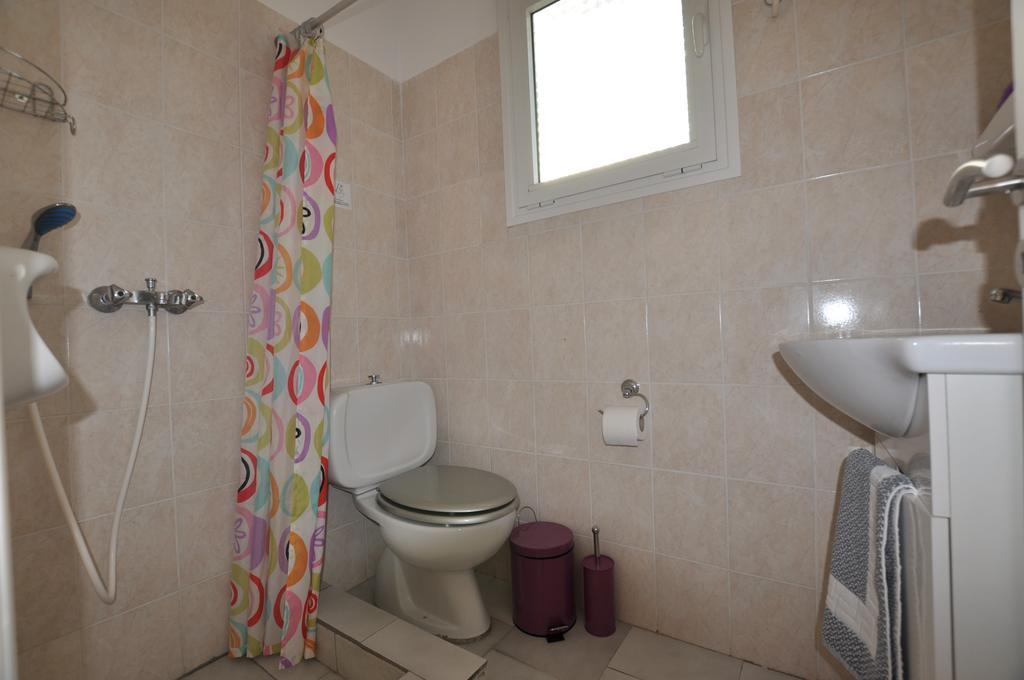 Ammos Apartment Roda  Bagian luar foto