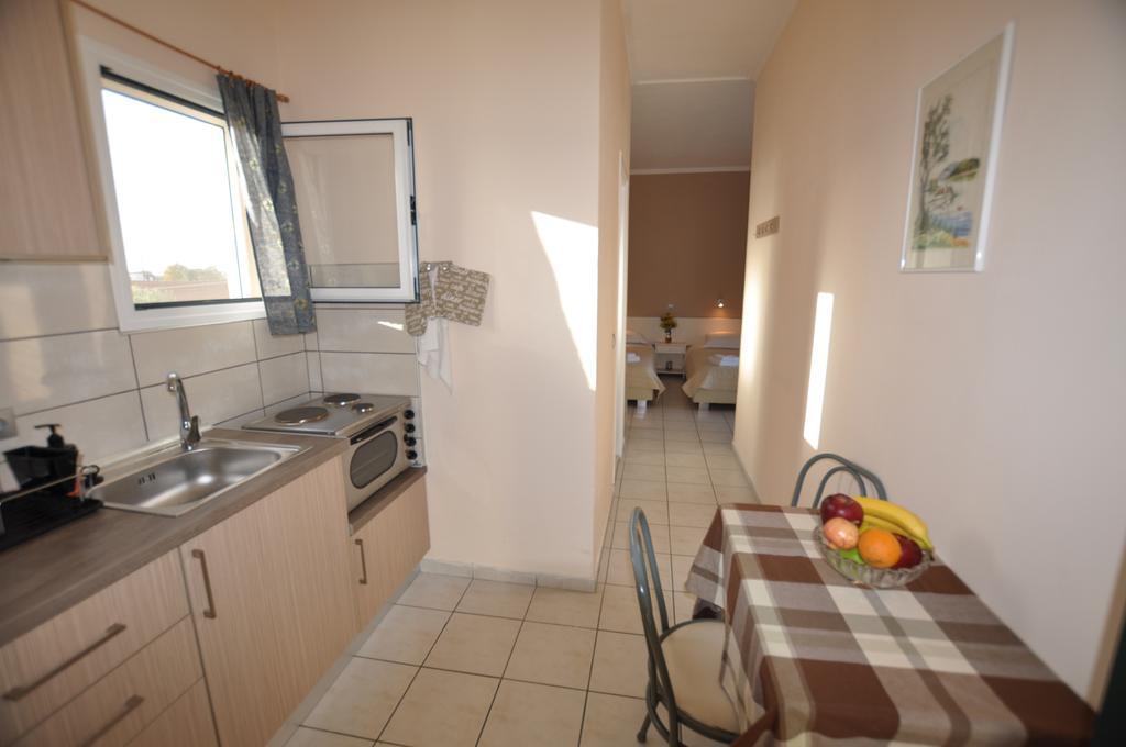 Ammos Apartment Roda  Bagian luar foto
